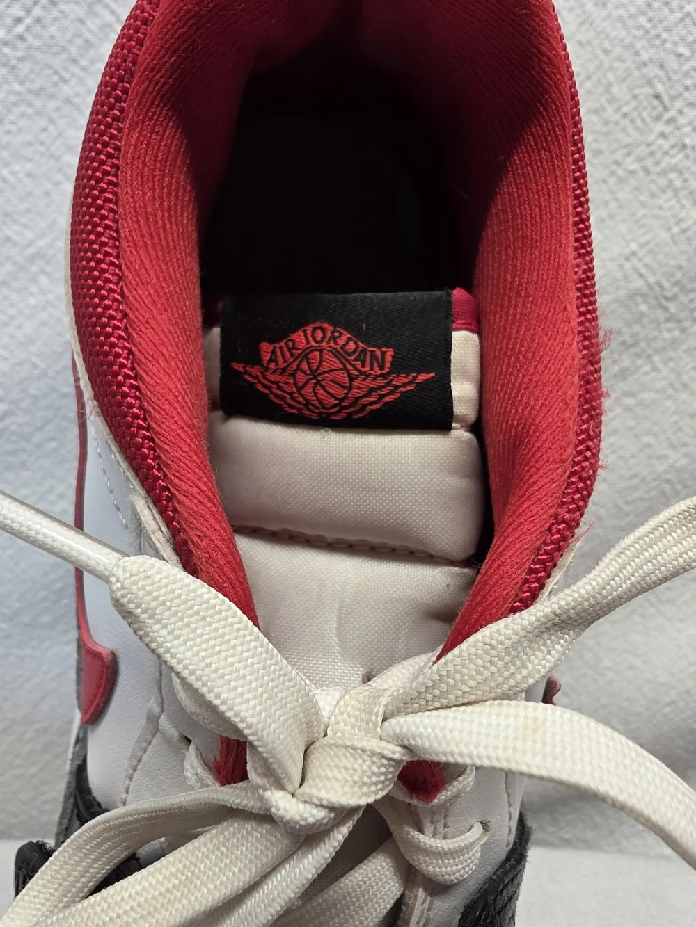 Nike Kids' White, Black & Red Low-Top Sneaker Air Jordan Legacy 312 Low